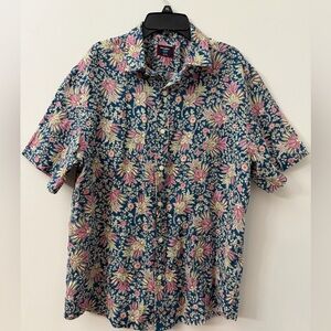 Untuckit Short Sleeve Button Down Linen Floral Shirt. Size ‘medium